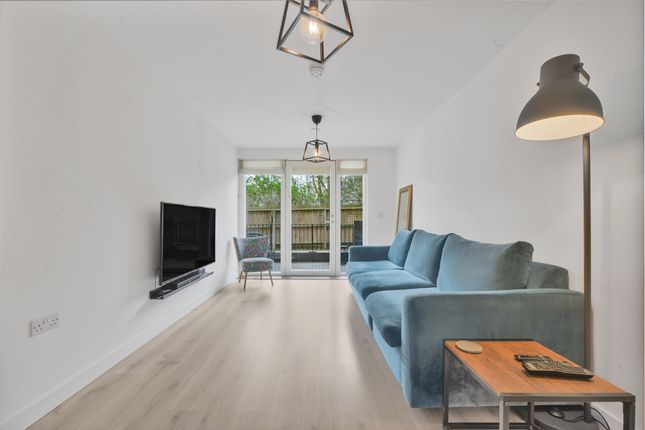 Artisan Apartments, Montford Place... 1 bed apartment for sale