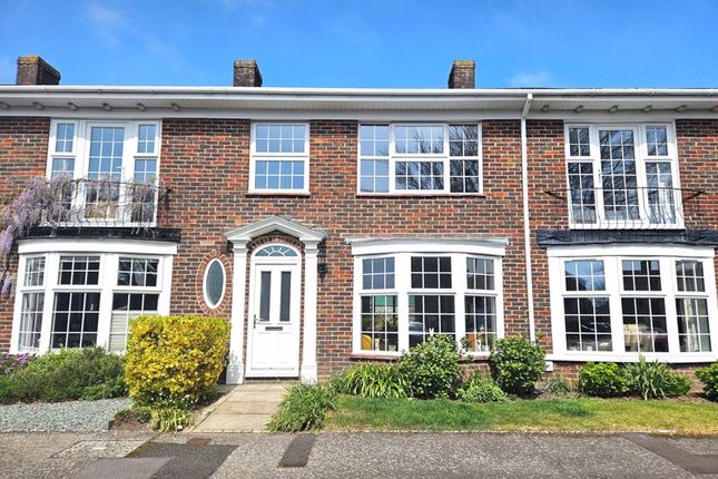 Little Green, Gosport PO12 3 bed terraced house for sale