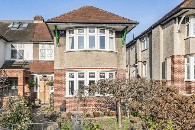 Exeter Road, Southgate, N14 3 bed semi