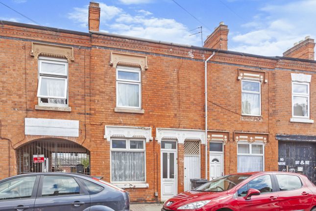 4 bed terraced house