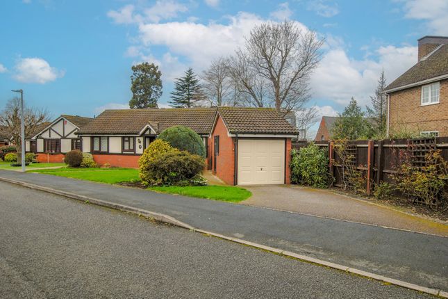 Vineyard Drive, Wellington, TF1 1SE 2 bed detached bungalow for sale