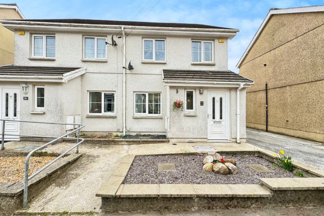 Tirycoed Road, Glanamman, Ammanford... 3 bed semi