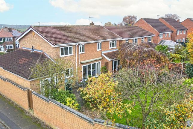 Spring Lane, Nottingham NG3 6 bed detached house for sale