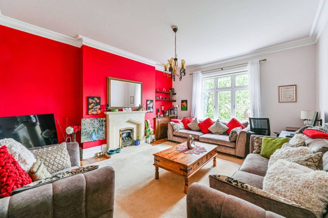 Homefield Road, Bromley, BR1 3 bed flat for sale