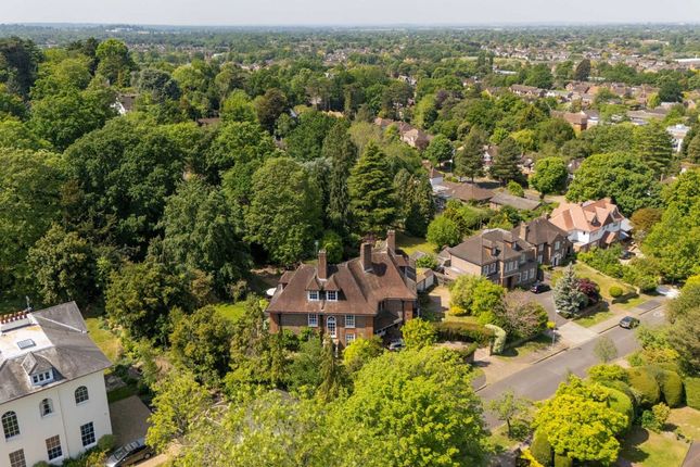 Ashcombe Avenue, Surbiton KT6 4 bed semi