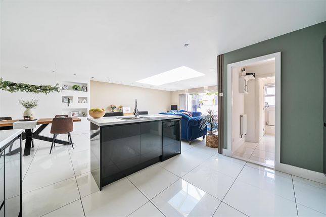 4 bedroom chalet for sale