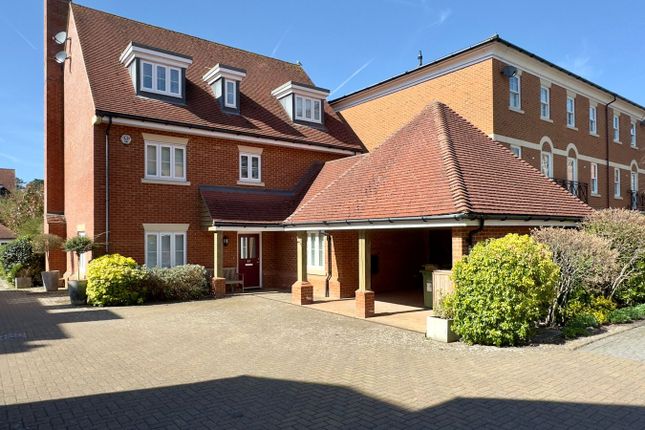 St Gabriel's, Wantage, OX12 5 bed detached house for sale