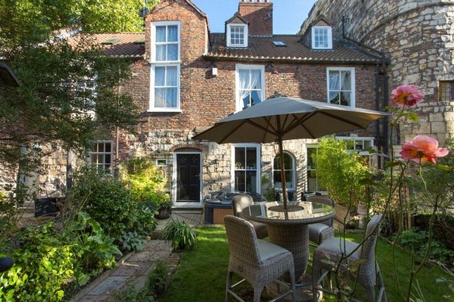 Lendal Bridge, York, YO1 3 bed semi