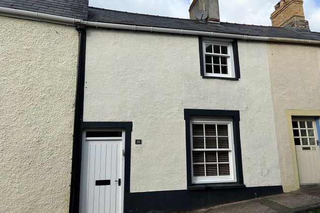 Bridge Street, Crickhowell, Powys. 2 bed terraced house for sale