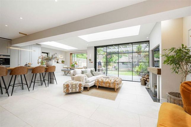 Oxford Road, Teddington TW11 5 bed semi