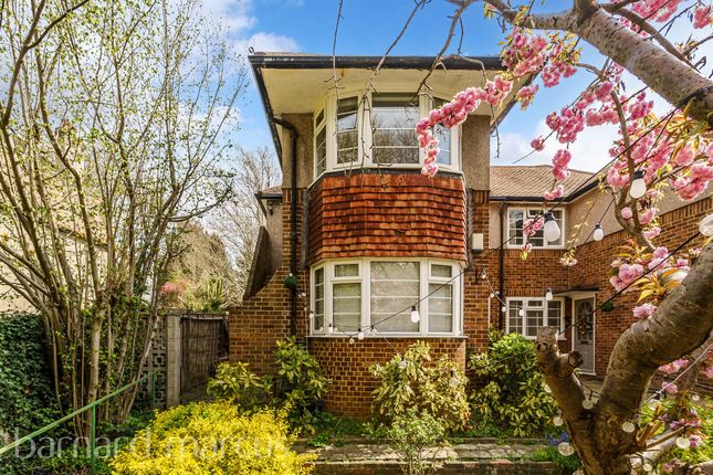 2 bedroom maisonette for sale
