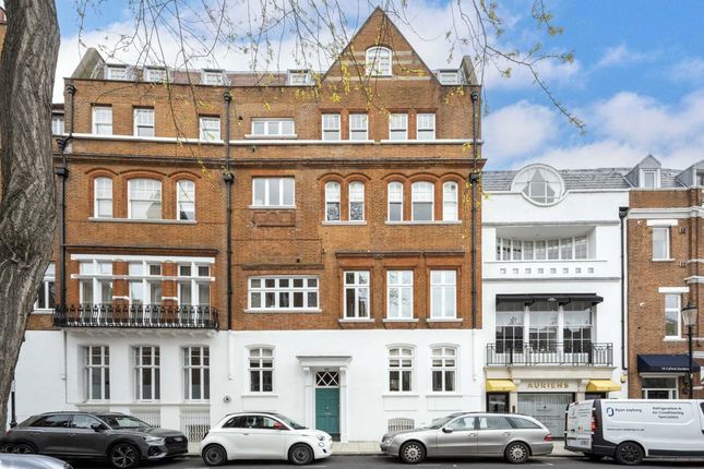 Draycott Place, London SW3 2 bed maisonette for sale