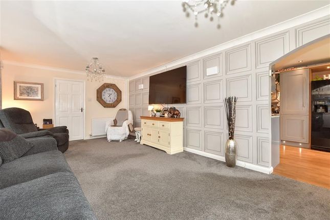 4 bedroom detached bungalow for sale