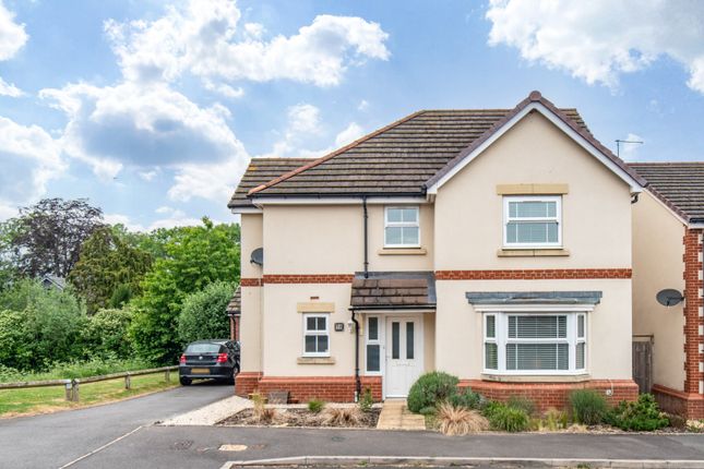 Cross Furlong, Wychbold, Droitwich... 4 bed detached house for sale