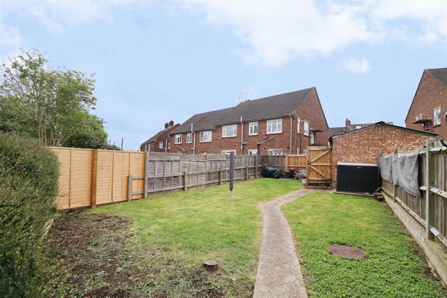 2 bedroom maisonette for sale