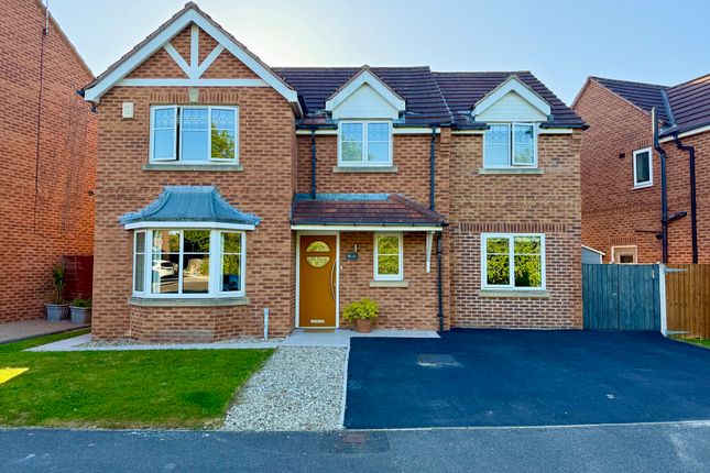 5 bed detached house
