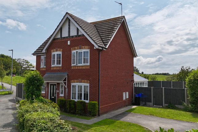 4 bed detached house