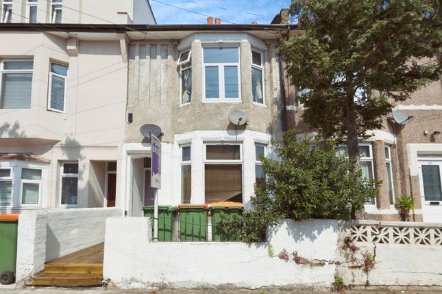 2 bedroom maisonette for sale