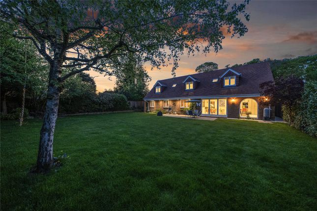 Send Hill, Send, Surrey, GU23 4 bed detached house for sale