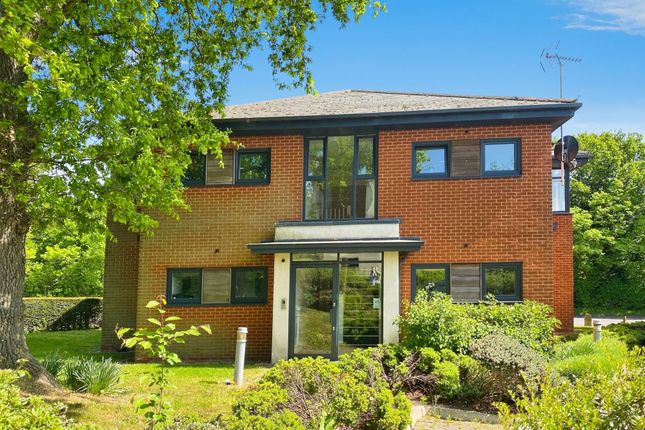 Morphou Road, Edgar House, NW7 1 bed flat for sale