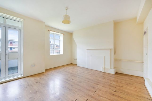 3 bed flat