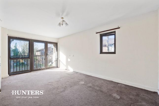 Brondesbury Park, Kilburn, London 1 bed apartment for sale