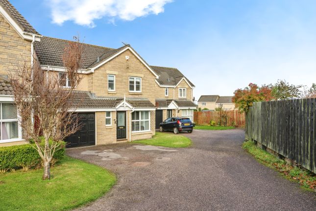 4 bed detached house