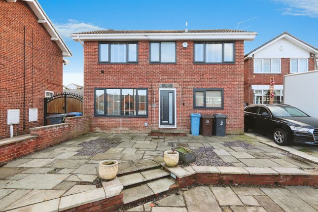 3 bed detached house