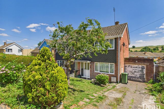 3 bed semi-detached house