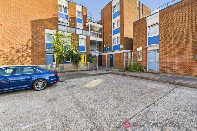2 bed flat