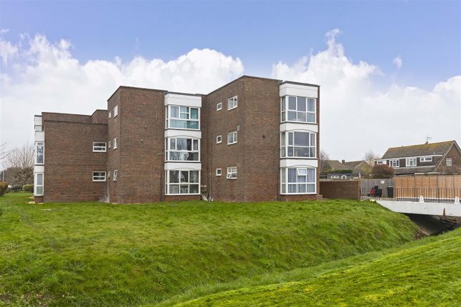 The Strand, Goring 2 bed apartment for sale