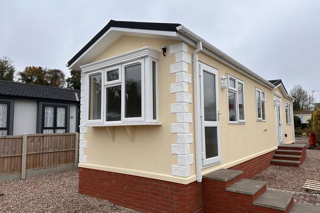 Nottingham, Nottinghamshire, NG12 1 bed park home for sale