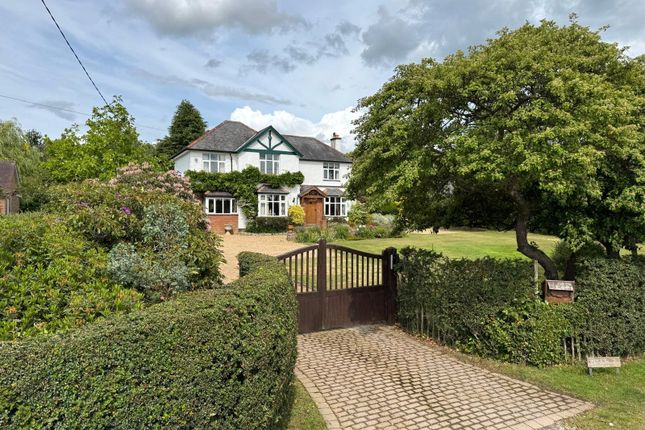 3 bed detached house