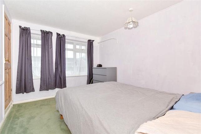 2 bed end terrace house
