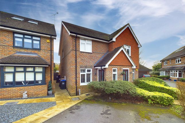 Devonshire Gardens, Taplow... 2 bed semi