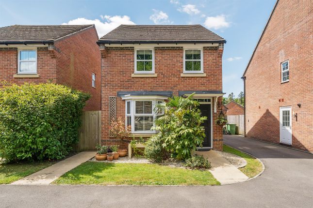2 bed detached house