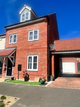 3 bed semi-detached house