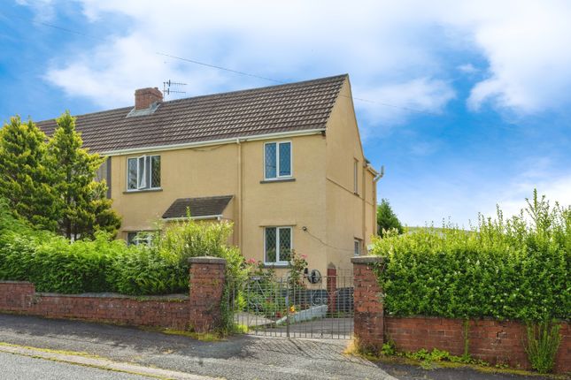 3 bed semi-detached house
