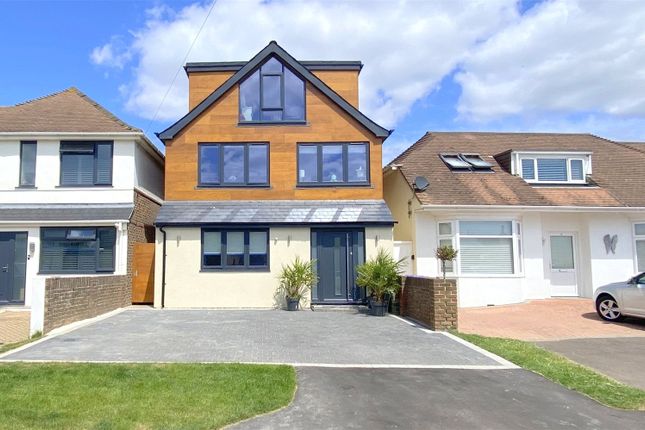 5 bed detached house