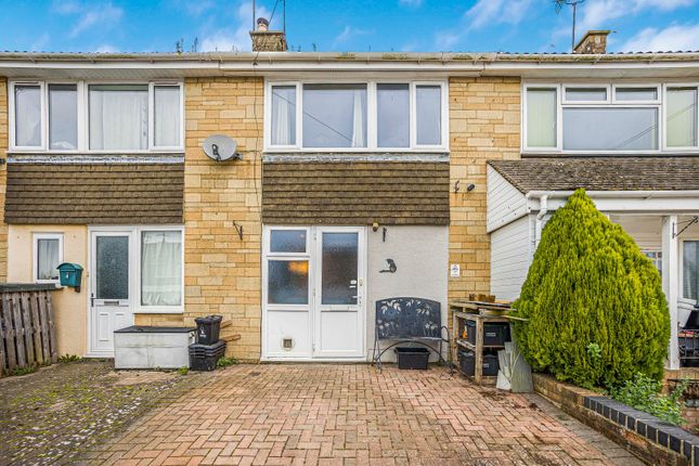 Aldsworth Close, Fairford... 3 bed terraced house for sale
