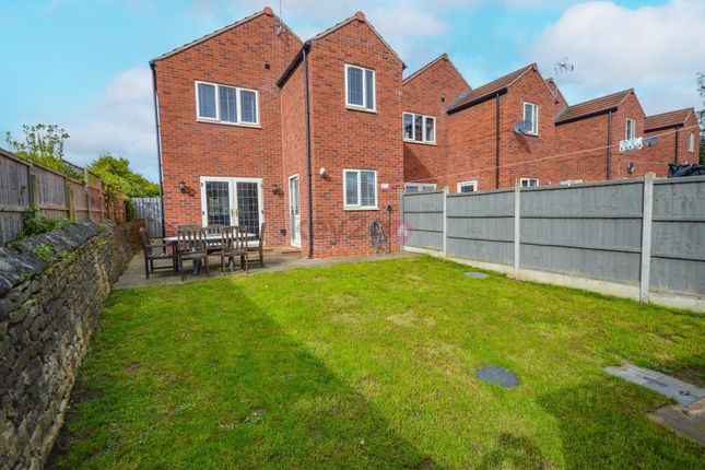 3 bed detached house