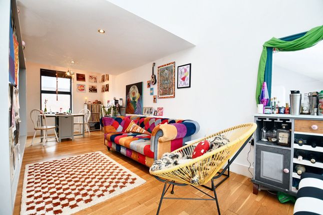 Laburnum Street, Salford, M6 2 bed terraced house for sale