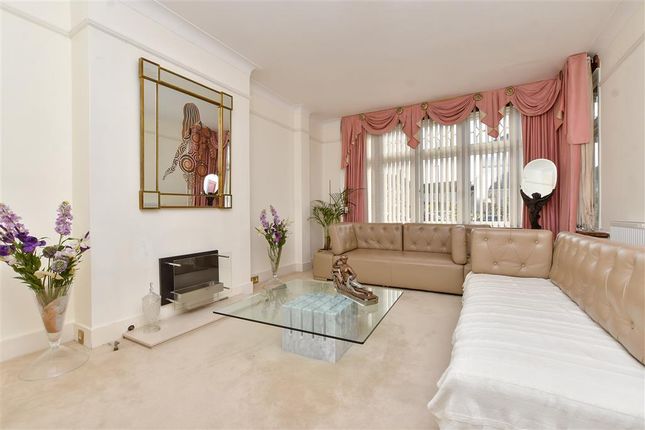 Waddon Close, Croydon, Surrey 3 bed terraced house for sale