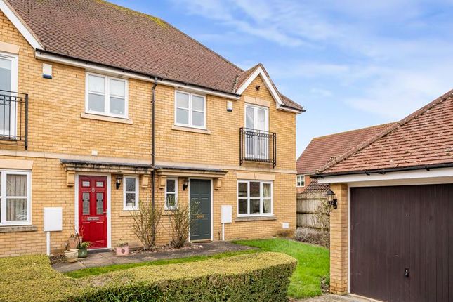 Darwin Close, Milton Keynes 3 bed end of terrace house for sale