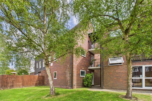 Northcott, Hanworth, Bracknell... 1 bed apartment for sale