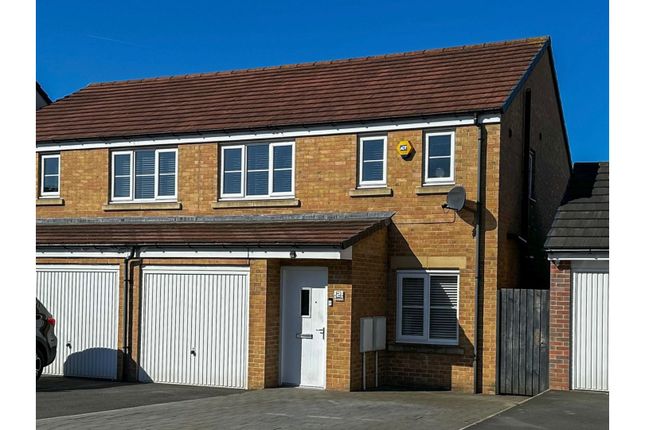 3 bed semi-detached house