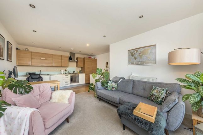 Thomas Jacomb Place, London E17 2 bed flat for sale
