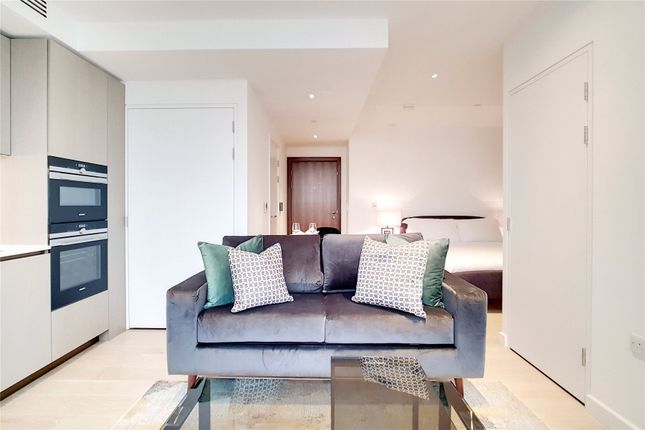 Studio flat for sale