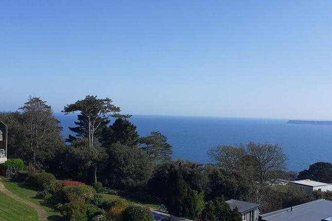 Lincombes, Torquay 2 bed apartment for sale