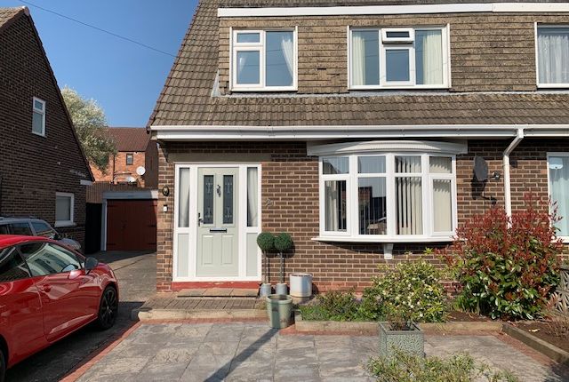 New Road, Newhall, DE11 3 bed semi